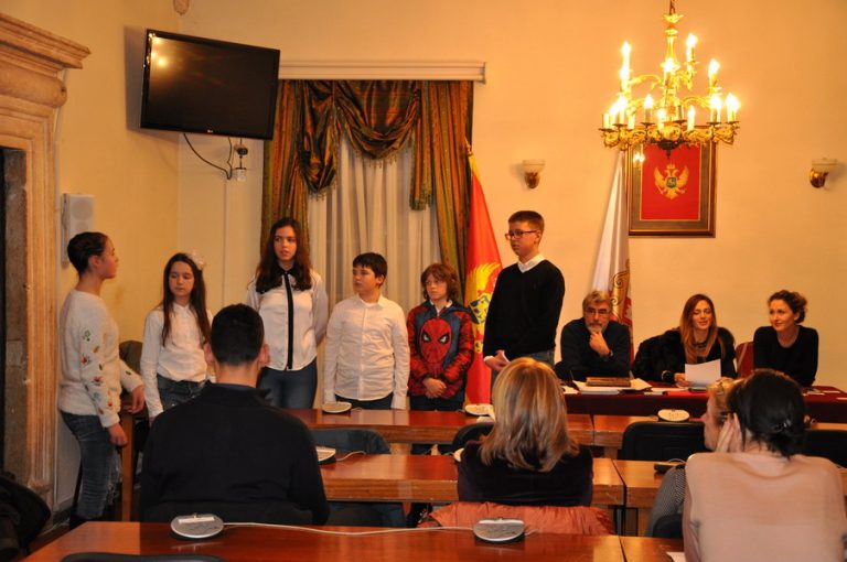 Skupština Međunarodnog festivala klapa Perast – Festival je manifestacija od posebnog kulturnog značaja za Crnu Goru