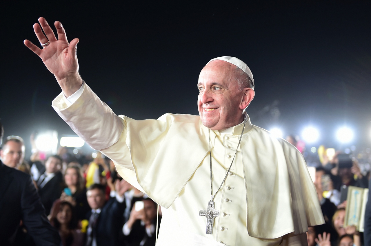 papa franjo vraća se na lezbos kako bi se susreo s migrantima boka news