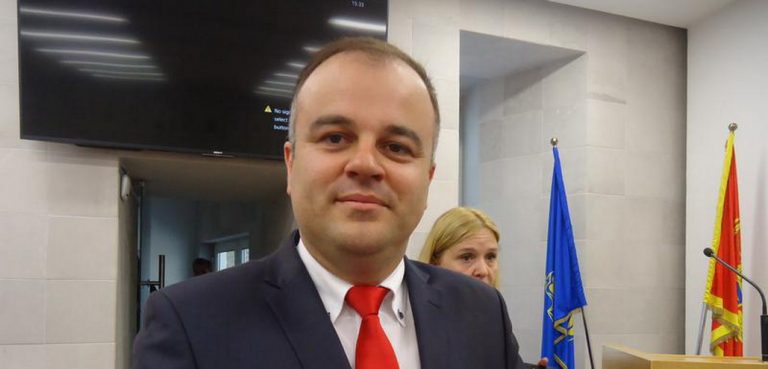 Katić i ove godine pozvan na Molitveni doručak kod Trampa