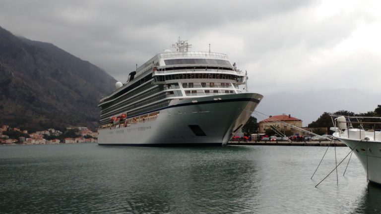 Novi kruzer „Viking Jupiter“ uplovio u Kotor na svom prvom putovanju