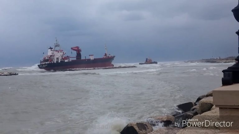Bari – jaka bura nasukala turski brod