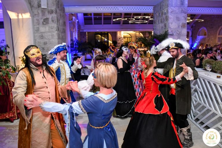 Dobrotvorni Bal pod maskama