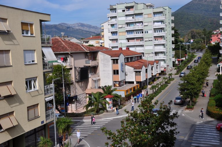 Tivat – Parking servis zaradio preko 220 hiljada eura