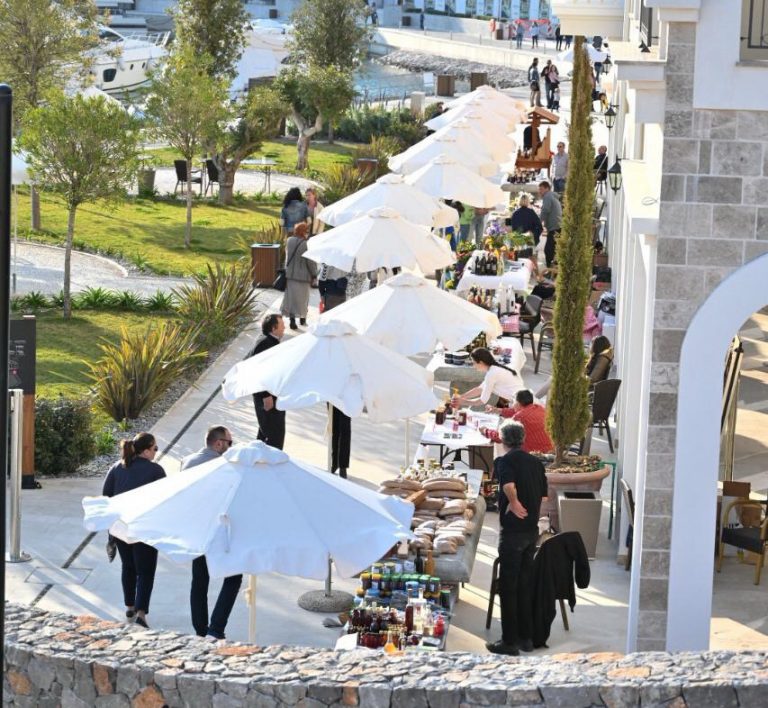 Bazar domaće hrane u Luštici Bay