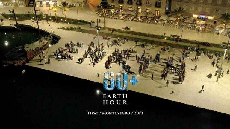 Pogledajte kako je Tivat obilježio „Sat za planetu“  (video)