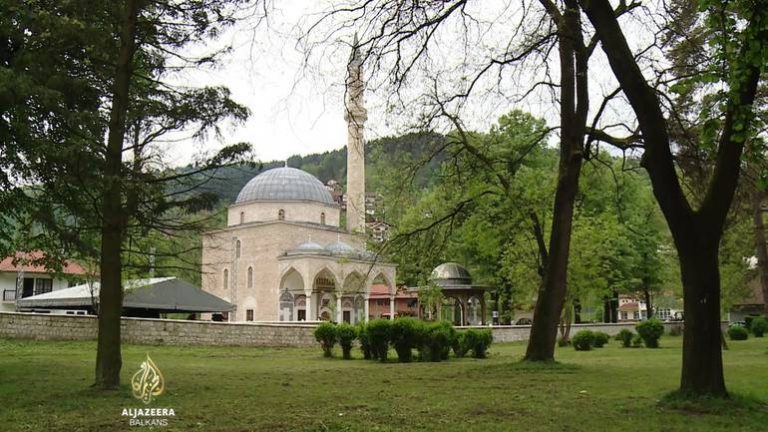 Pravoslavka iz Foče 27 godina čuvala Kuran iz srušene džamije