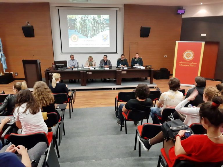 Građanski sat Ministarstva odbrane u Tivtu