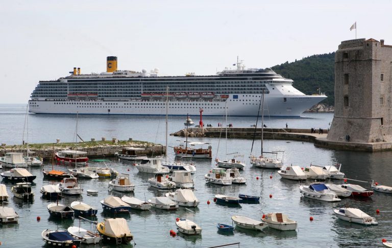 Maknite velike kruzere na sigurnu udaljenost od osjetljivih ekosistema venecijanske lagune, povijesne jezgre Dubrovnika i ostale UNESCO-ve svjetske baštine