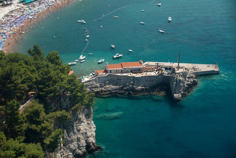 Budva – ako za vikend ne bude talasa gostiju, sezoni prijeti kolaps