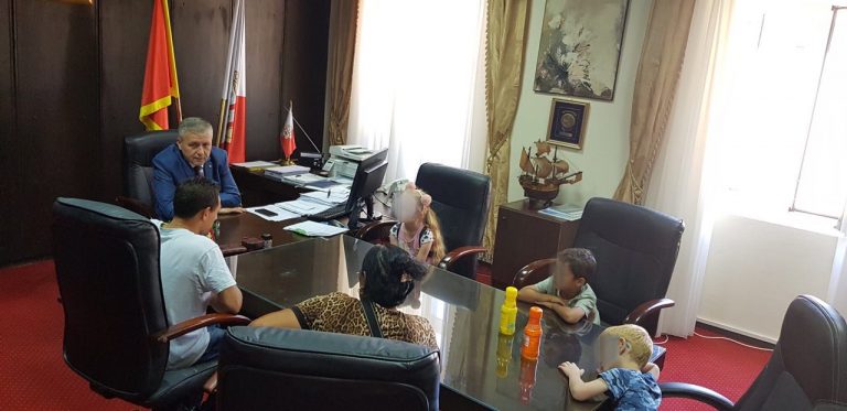 Aprcović pomogao siromašnoj porodici Ibraimi