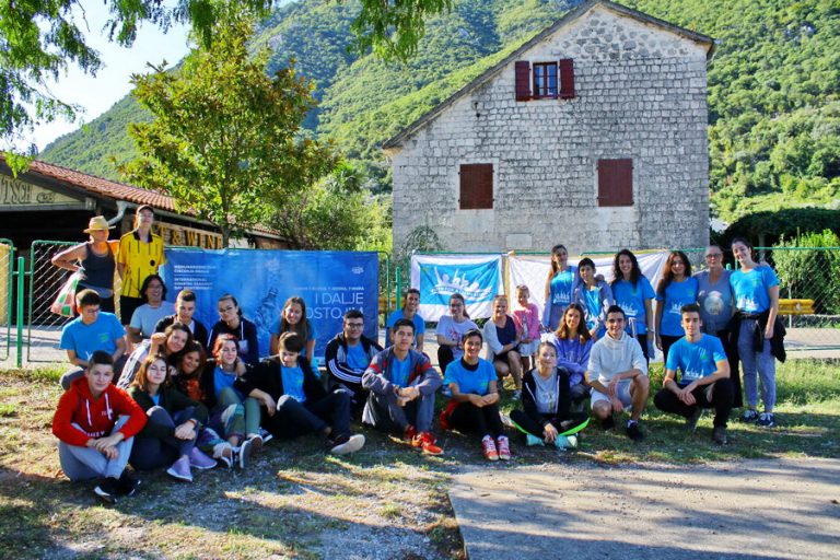 Kotor – čistili obalu, prikupili 10 tona otpada