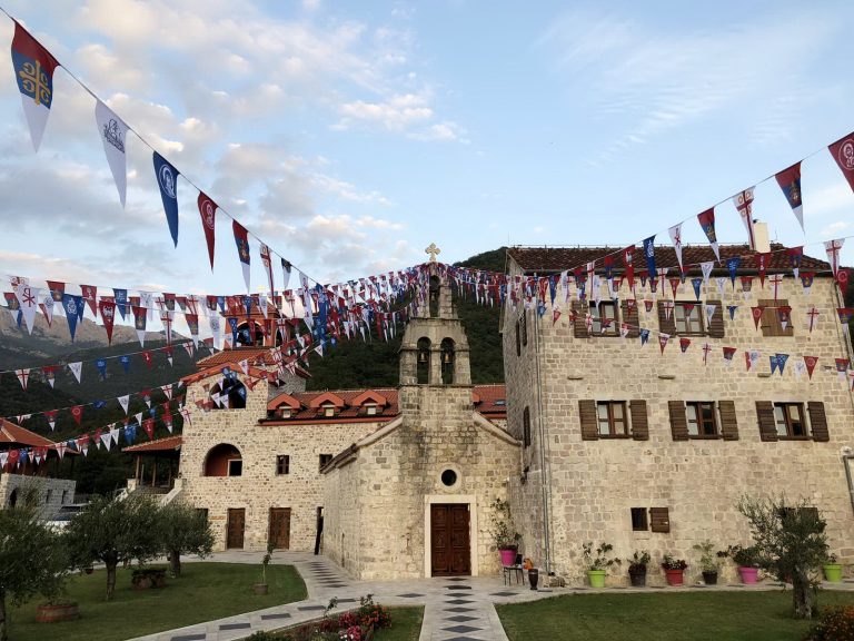 Grbalj – Manastir Podlastva, sve je spremno za proslavu…