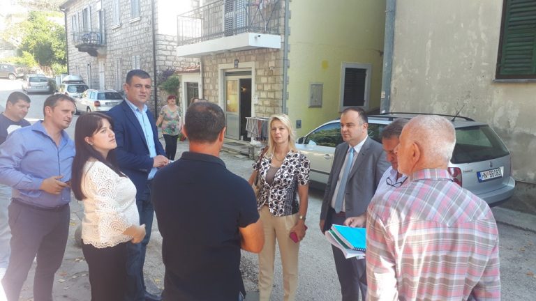 Izgradnja pasarele i komunalna infrastruktura prioriteti u MZ Zelenika-Kuti