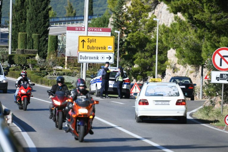Lopovi na motociklu ukrali novac Zračne luke Dubrovnik
