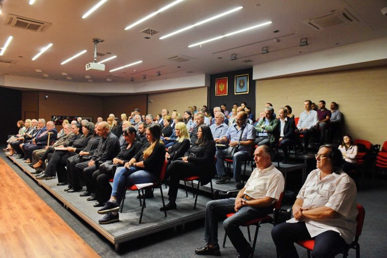 Tivat se oprostio od svog nekadašnjeg gradonačelnika
