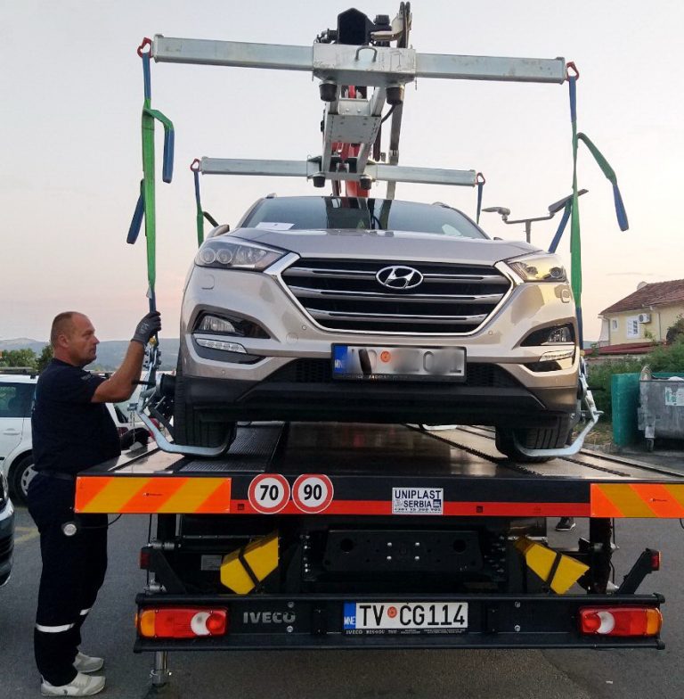 Vozač demonstrativno dao otkaz pa je Tivat ostao bez “pauka”
