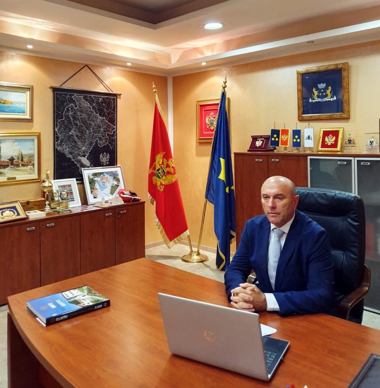Carević januarsku platu donirao Domu zdravlja Budva