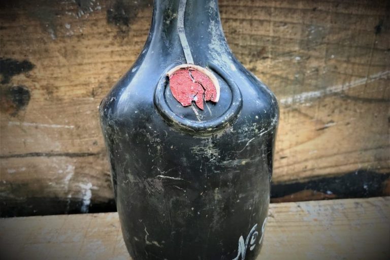 Ronioci iz Baltika izvukao 900 boca francuskog alkohola