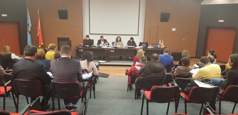 Građani Tivta bijesni što država ništa ne ulaže u ovdašnje škole