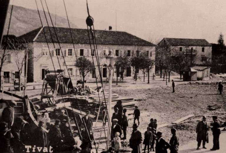Na Dan Opštine Tivat distribuirana novina “Sa Požutjelih Stranica”