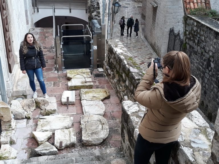 Učenici kotorske Gimnazije snimaju film o OJU “Muzeji”