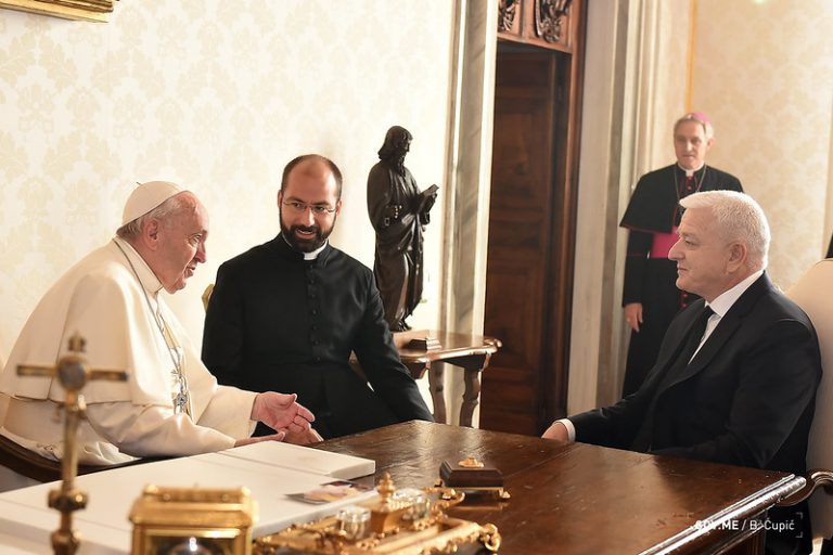 Predsjednik Vlade Duško Marković u Vatikanu: Papa izrazio podršku Crnoj Gori i najavio za 2020. dolazak u našu zemlju