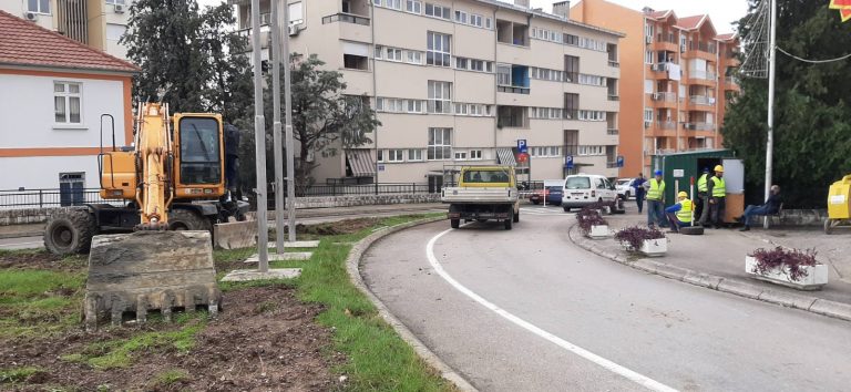 Tivat – Počeli radovi na kružnom toku kod stare Opštine