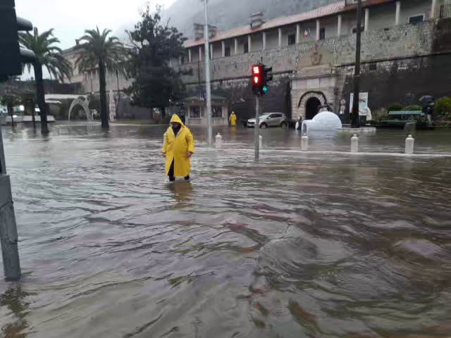 Kotor kao Venecija – plimni val