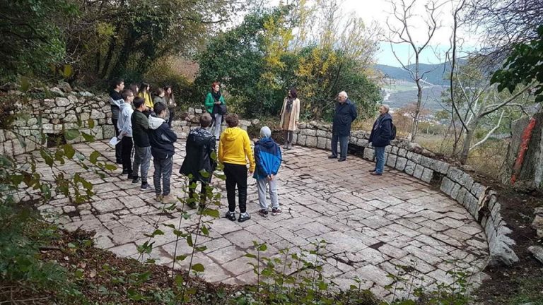 Okrugli sto i izložba umjetničke fotografije -“Gumna budvanskog kraja