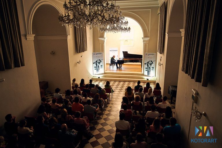 KotorArt talenti u Santa Barbari