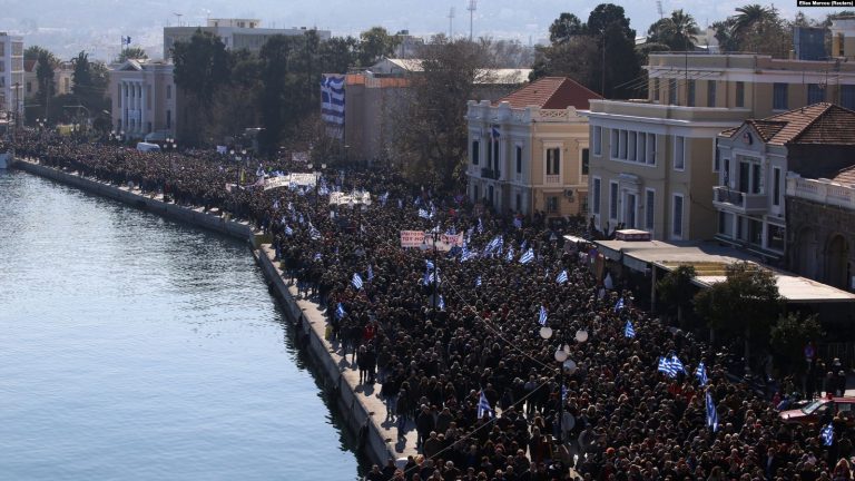 Protesti na grčkim ostrvima zbog prenatrpanih izbegličkih kampova