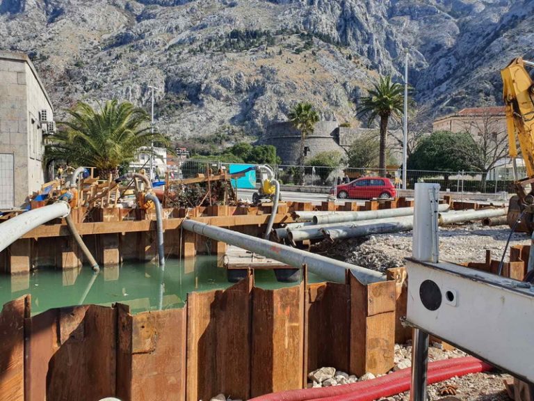 Demokrate Kotora: Briv Construction obavijestio investitora da dalje dalje izvođenje radova na pothodniku nije moguće!