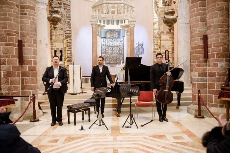 KotorArt Trio održao koncert posvećen don Antonu Belanu