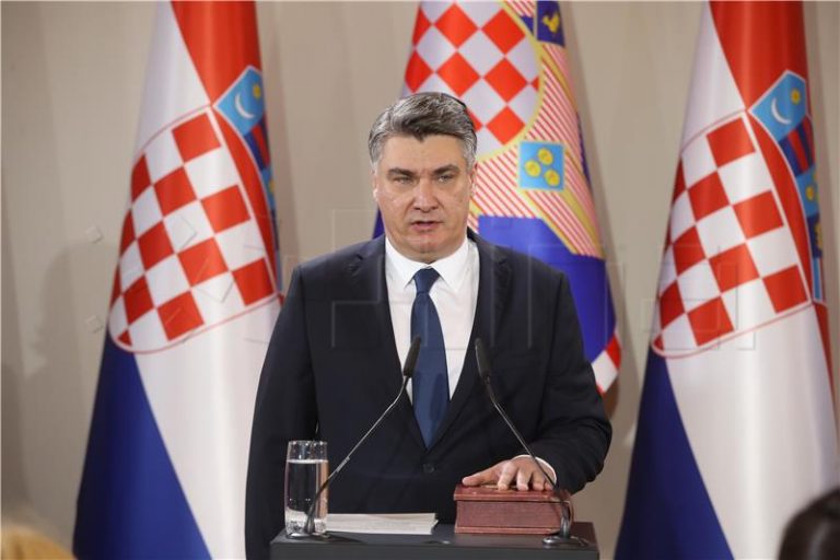 Zoran Milanović preuzeo funkciju predsjednika Hrvatske