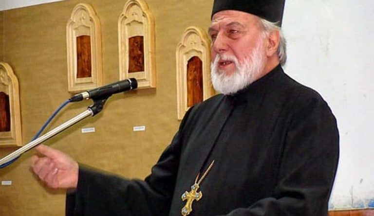 Kotor – priveden paroh, kršio zabranu javnih okupljanja