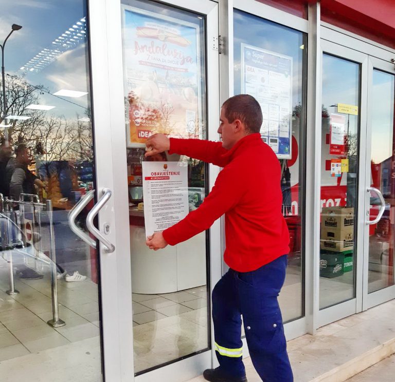 Opština Tivat: Podijeljeno 250 info postera o korona virusu, uvedene mjere onlajn komunikacije
