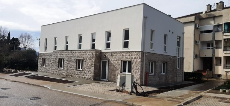 Nastavlja se predizborno zapošljavanje u Tivtu