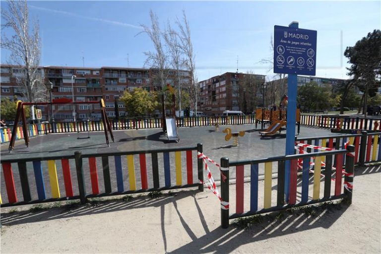 Madrid utihnuo, koronavirus mogao bi promijeniti navike