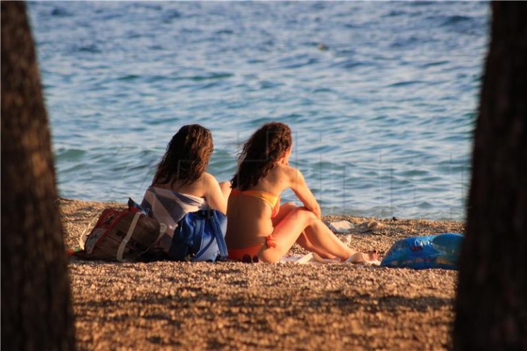 Ministri EU: Otvoriti granice za odmore prije ljeta