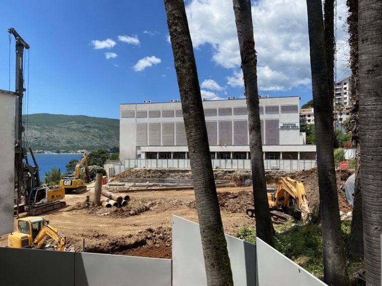 Herceg Novi: U budućoj javnoj garaži na trgu Maršala Tita dodatnih 50 parking mjesta