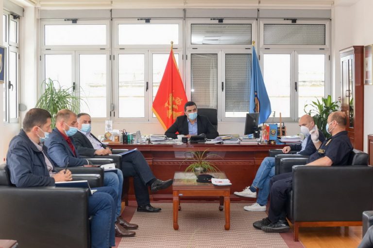 Volonteri i Kol centar prestaju sa radom