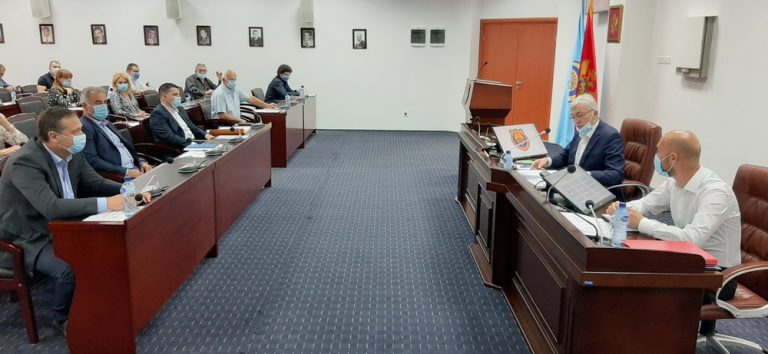 SO Tivat – „Produžeci“ pod sijenom korone i izbora