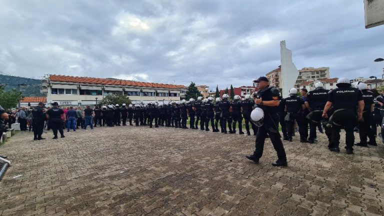 Budva – uhapšeno više smijenjenih opštinskih funkcionera