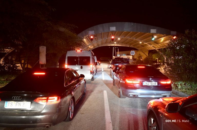 Hrvatska – od ponoći svi koji dolaze iz BiH, Srbije , Kosova i S. Makedonije moraju u samoizolaciju