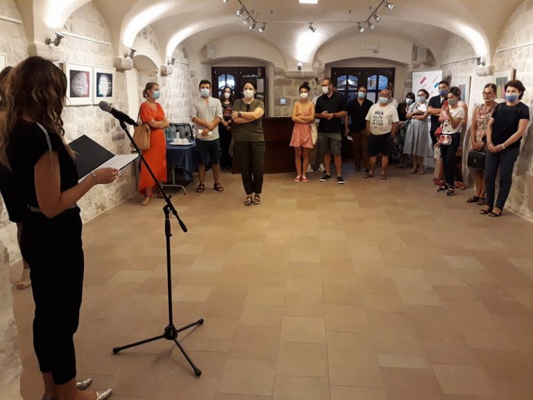 Kotor – Otvorena izložba Aleksandra Miličića u Galeriji solidarnosti