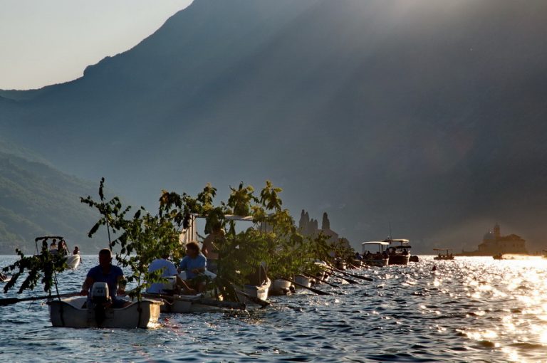 Perast – Fašinada održana po 569. put