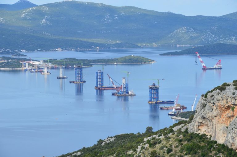 Pelješki most: Realizovano više od 50 posto radova
