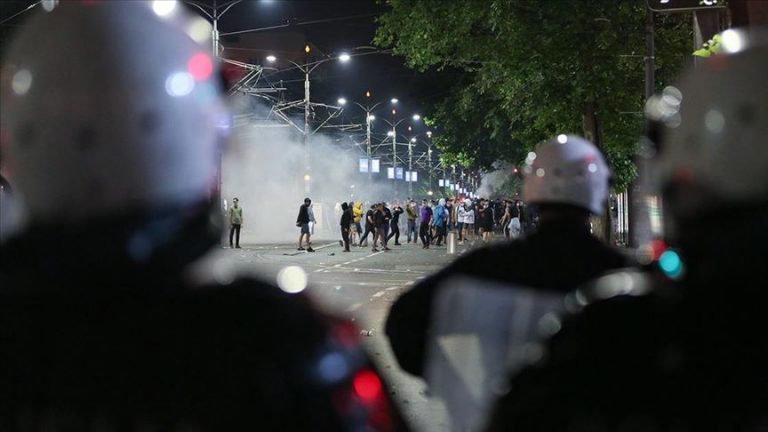 Okončani protesti u Beogradu, Vučić: ‘Nasilnici neće pobijediti’