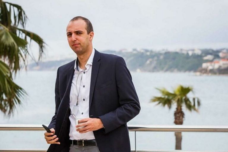 DEMOS Tivat: Primjer brige o pacijentima uplašio korumpiranu vlast