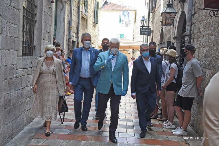 Marković u Kotoru: Puna podrška razvojnim i drugim projektima, gradiće se stanovi za medicinske radnike